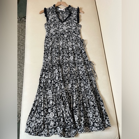 See By Chloe Dresses & Skirts - See by Chloe Dress - Women's Small Black White - Floral Midi Designer